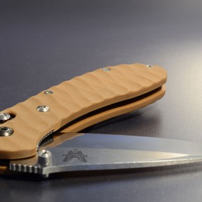 Benchmade Griptilian "coyote"