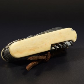 Victorinox XLT "bone"