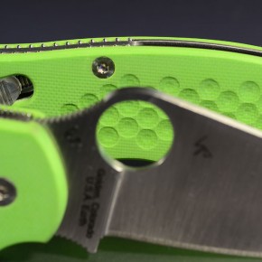 Spyderco Manix 2 & Para Military 2 "the lab"