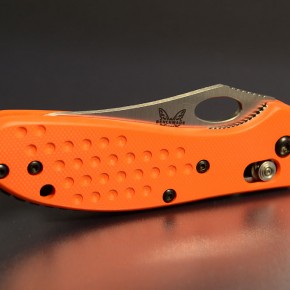 Benchmade Mini Griptilian "safety"