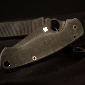 Spyderco Para-Military 2 custom scales "allblack"